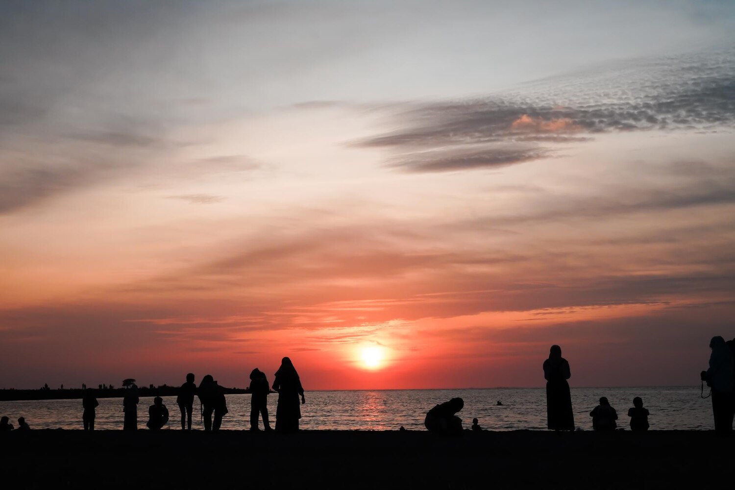 10 Mejores Ciudades para Ver el Eclipse Solar 2026 en España [Ranking]